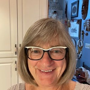 Meet your Posher, Linda